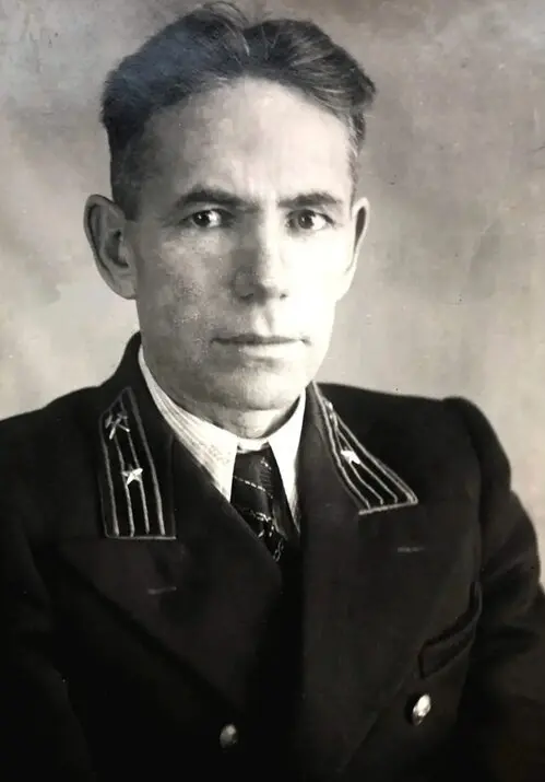 Федюнев Анатолий Григорьевич - директор Исовского горного техникума Главного управления учебных заведений наркомата цветмета