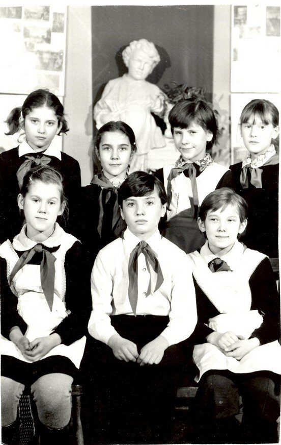 1981-1982 год 4 а класс фото 4f_tn.jpg