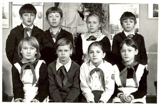 1981-1982 год 4 а класс фото 5f_tn.jpg